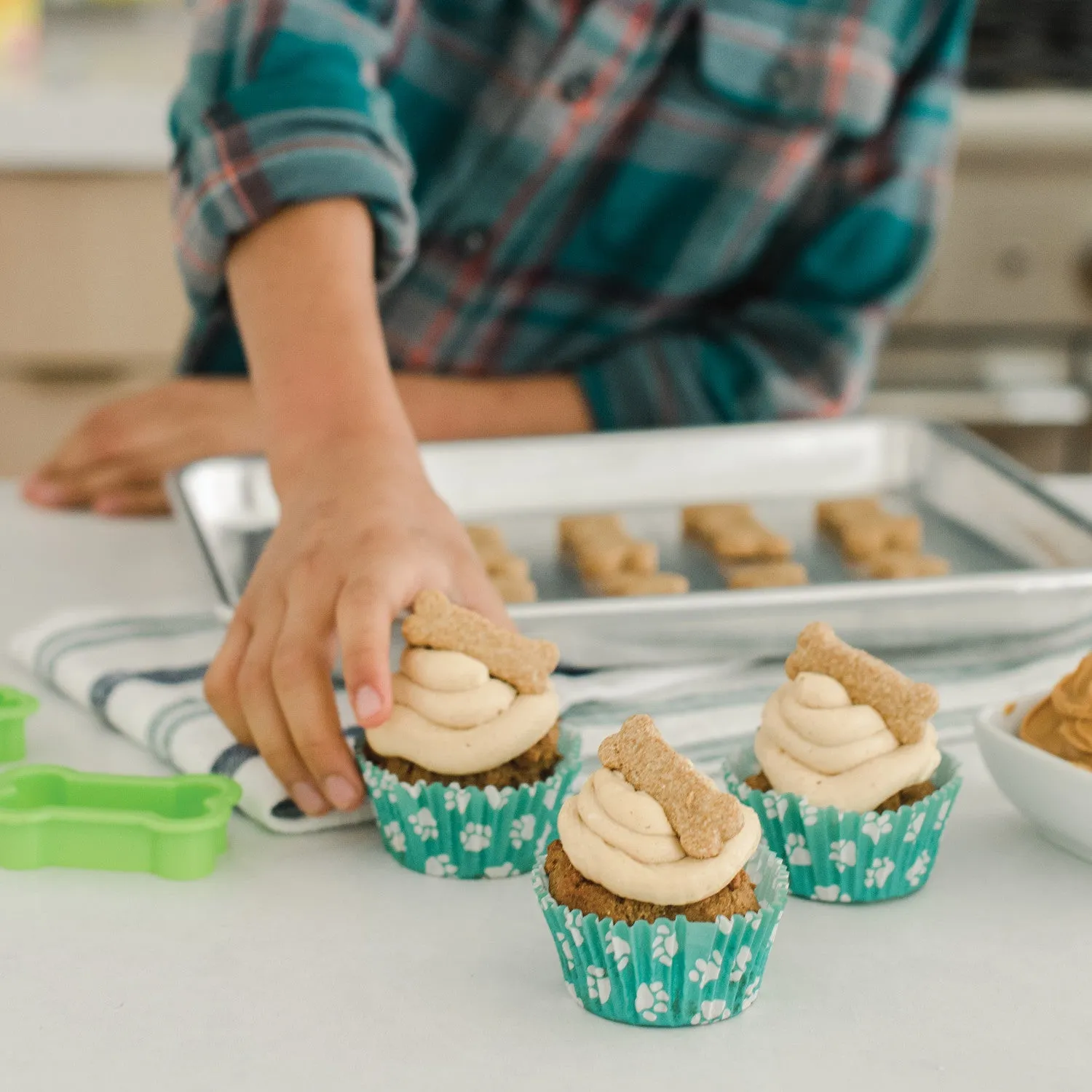 Make Your Own Dog Treats Kit from Mindware