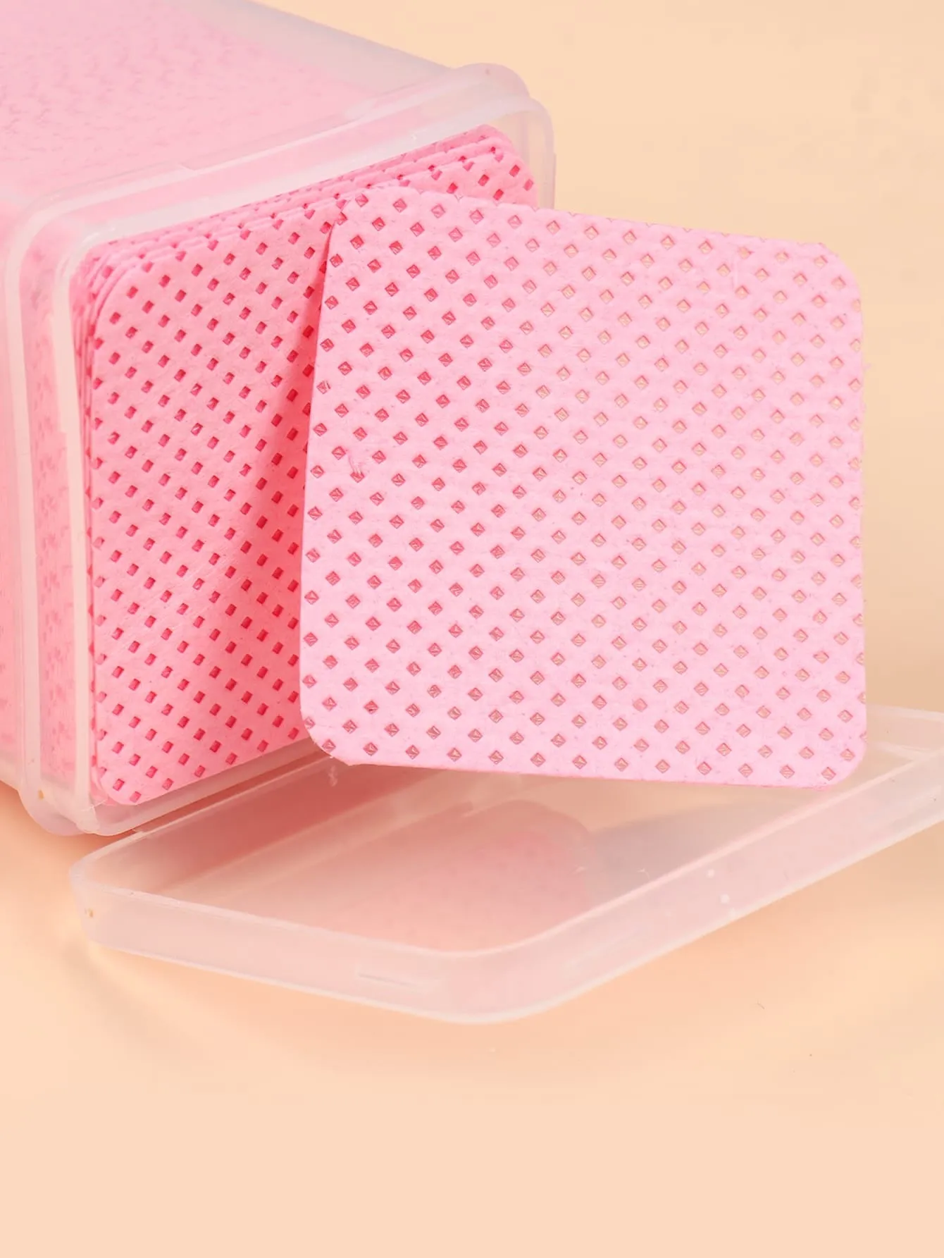 No-Lint Nail Wipes
