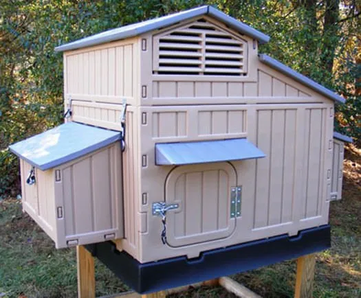 Snap Lock Large Chicken Coop